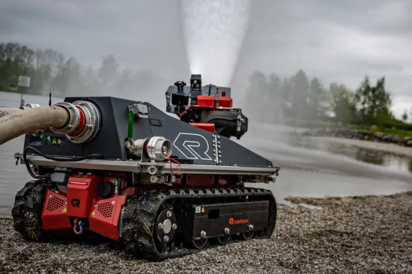 rosenbauer-robotic-systems_rte-robot_332091~-~media--ec369c47--query@2x.98fa204f